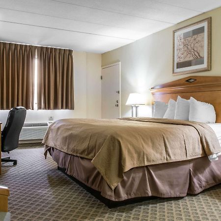 Fairview  Quality Inn & Suites מראה חיצוני תמונה