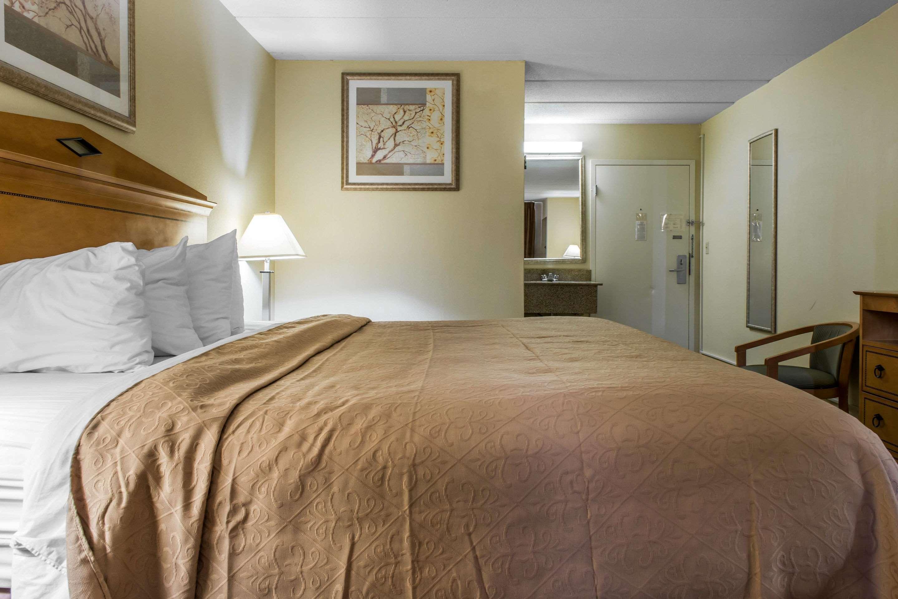 Fairview  Quality Inn & Suites מראה חיצוני תמונה