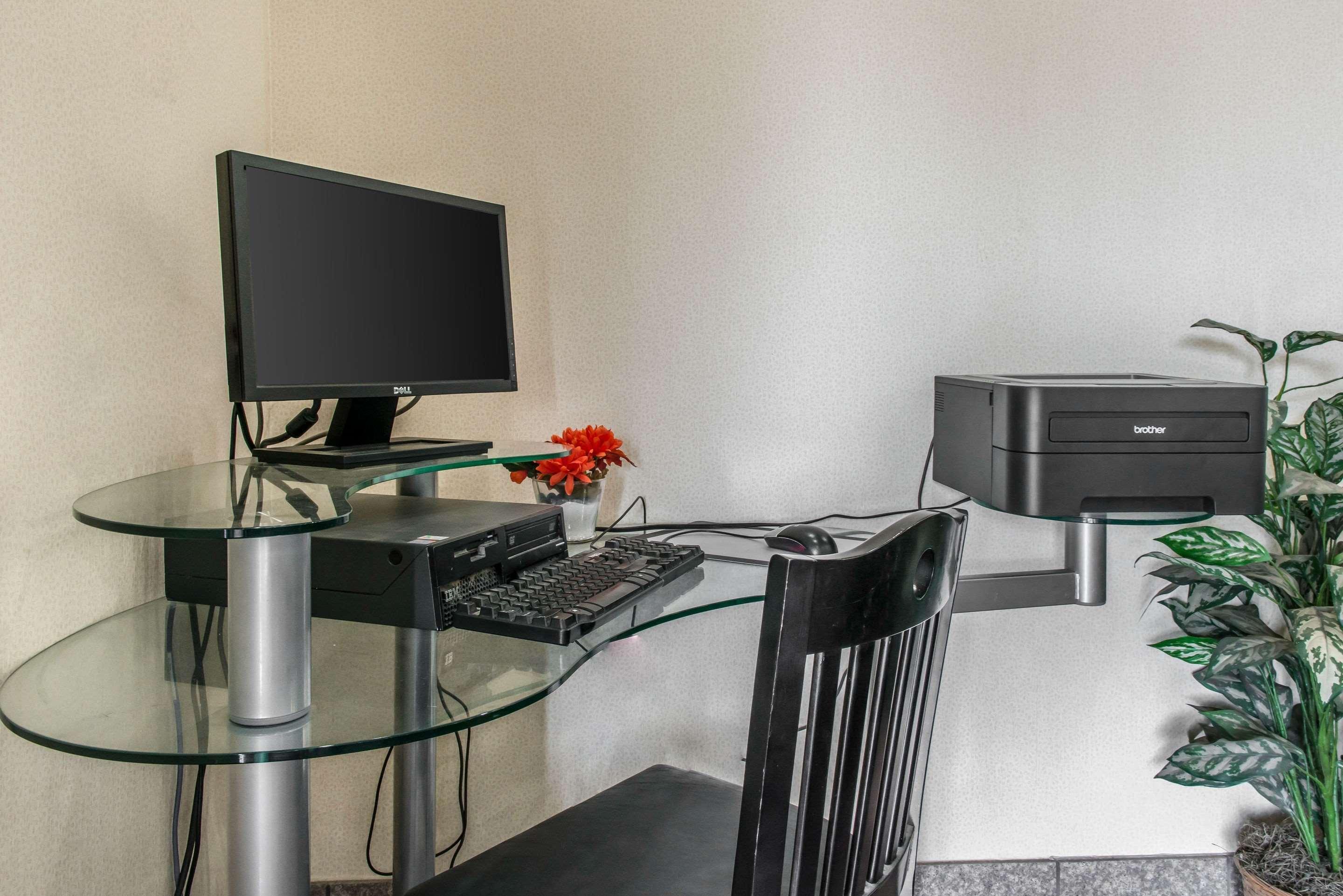 Fairview  Quality Inn & Suites מראה חיצוני תמונה