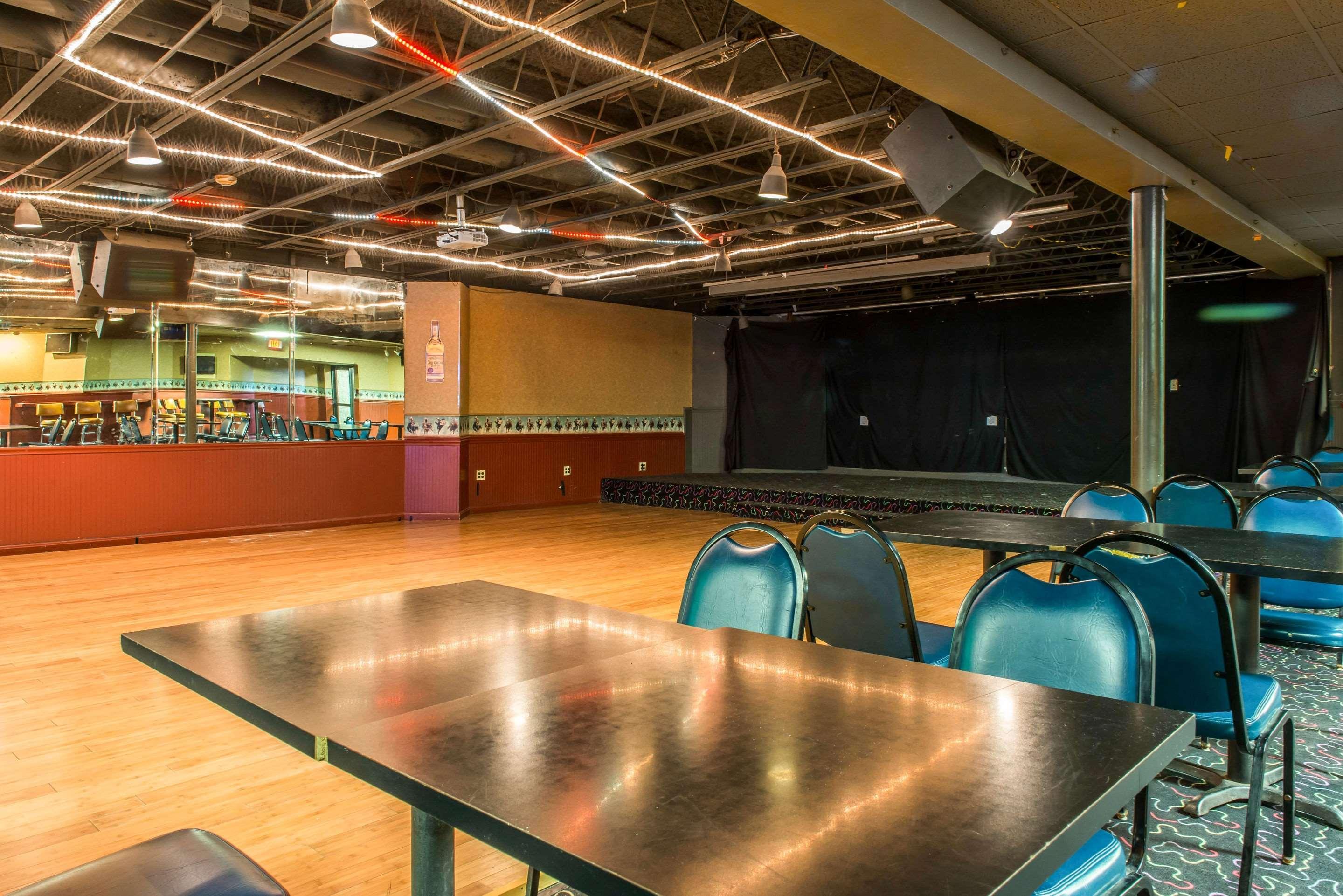 Fairview  Quality Inn & Suites מראה חיצוני תמונה